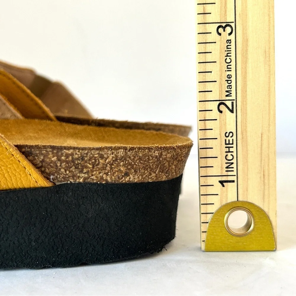 Naot Victoria Comfort Wedge Sandal Gold Chain Shoe Cork Yellow Size EU 36 US 5